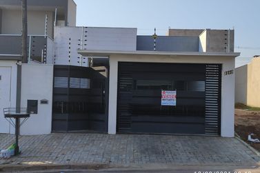 Casa &agrave; venda - 130m&sup2; - Jardim Caravelle