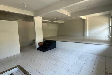 Sala Comercial para alugar - 80m&sup2; - Zona III