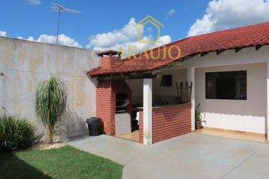 Casa &agrave; venda - 150m&sup2; - Jardim Tropical