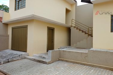 Casa &agrave; venda - Zona VI