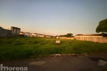 Terreno &agrave; venda - 162m&sup2; - Jardim Yonezu