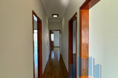 Casa &agrave; venda - 380m&sup2; - Jardim Imigrantes II