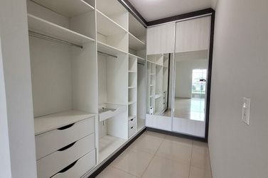 Apartamento &agrave; venda - 315m&sup2; - Zona VII