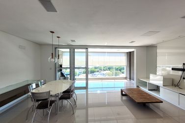 Apartamento para alugar - 121m&sup2; - Zona I