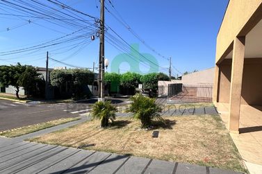 Casa &agrave; venda - 120m&sup2; - ZONA VI