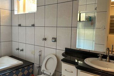 Casa &agrave; venda - 372m&sup2; - Zona I-A