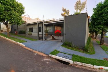 Casa &agrave; venda - 130m&sup2; - Parque do Lago