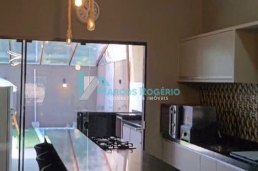 Casa &agrave; venda - 177m&sup2; - Parque Residencial Interlagos II