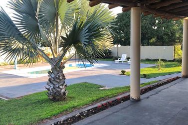 Ch&aacute;cara &agrave; venda - 47600m&sup2; - Pr 323