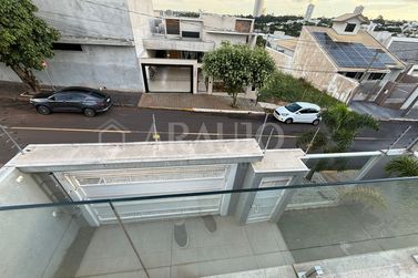 Sobrado &agrave; venda - 210m&sup2; - JARDIM ALPHAVILLE