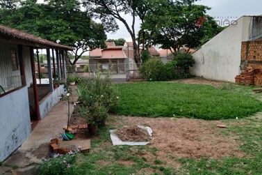 Casa &agrave; venda - 90m&sup2; - Zona VI