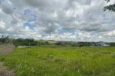 Ch&aacute;cara &agrave; venda - 2500m&sup2; - PR 580