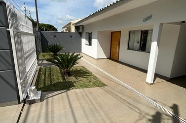 Casa &agrave; venda - 360m&sup2; - Jardim Indai&aacute;