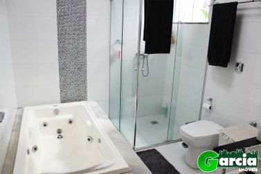 Sobrado &agrave; venda - 300m&sup2; - Jardim Veleiros