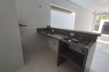 Casa para alugar - 108m&sup2; - Zona IV