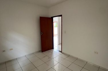 Casa para alugar - 80m&sup2; - Parque Bandeirantes
