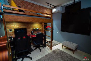 Casa &agrave; venda - 130m&sup2; - Parque do Lago