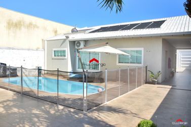 Casa &agrave; venda - 204m&sup2; - Jardim Belvedere