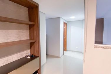 Sala Comercial &agrave; venda - 241m&sup2; - Zona I