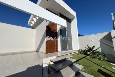 Casa &agrave; venda - 200m&sup2; - VILA BECKER