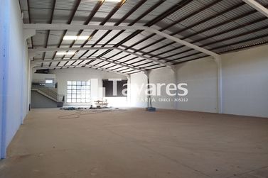 Sal&atilde;o Comercial para alugar - 820m&sup2; - Parque Residencial Viena