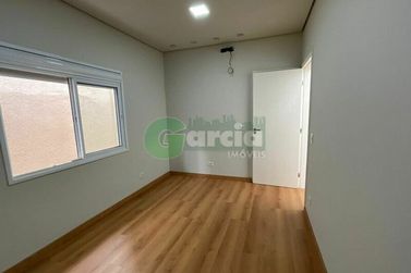 Casa &agrave; venda - Jardim Lisboa