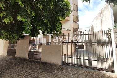 Apartamento &agrave; venda - 76m&sup2; - Zona II