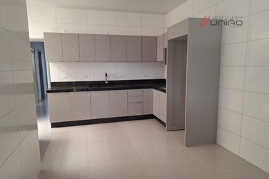 Apartamento para alugar - 150m&sup2; - Zona I