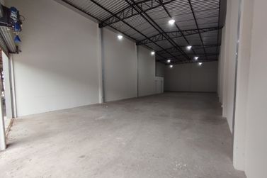 Sal&atilde;o Comercial para alugar - 270m&sup2; - PARQUE SAN REMO I