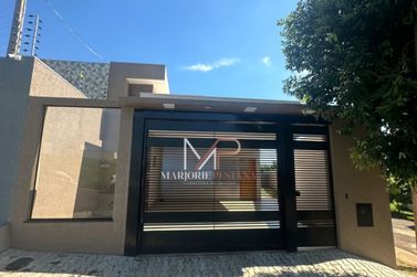 Casa &agrave; venda - 132m&sup2; - Jardim Azal&eacute;ia