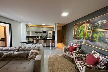 Apartamento &agrave; venda - 195m&sup2; - Zona I