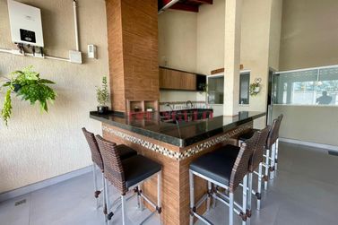 Casa &agrave; venda - 145m&sup2; - ZONA IV