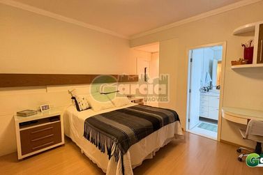 Apartamento &agrave; venda - 223m&sup2; - Zona I