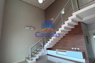Casa &agrave; venda - 256m&sup2; - JARDIM BIRIGUI