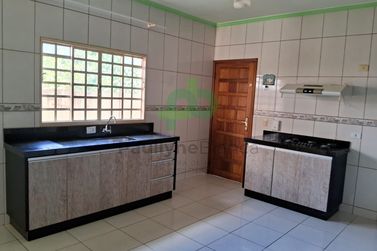 Casa &agrave; venda - 140m&sup2; - CENTRO