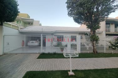 Casa &agrave; venda - 200m&sup2; - JARDIM DOS PRINCIPES