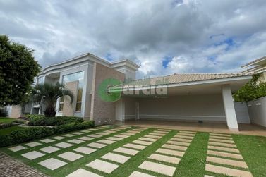 Casa &agrave; venda - 688m&sup2; - -