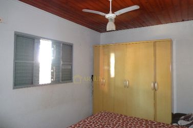 Casa &agrave; venda - 236m&sup2; - Zona I