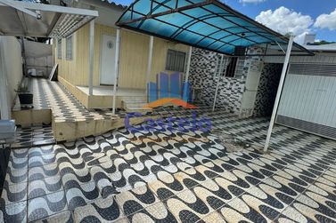 Casa &agrave; venda - 150m&sup2; - ZONA II