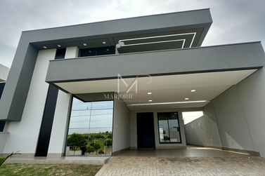 Casa &agrave; venda - 185m&sup2; - R. Pedro Paulo Fenato