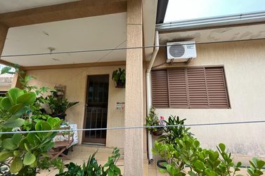 Casa &agrave; venda - 216m&sup2; - Jardim Birigui
