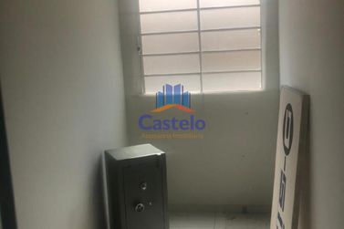 Sala Comercial &agrave; venda - 148m&sup2; - Zona VI