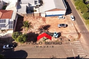 Terreno &agrave; venda - 450m&sup2; - Jardim Igua&ccedil;u