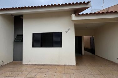 Casa &agrave; venda - 245m&sup2; - Zona II