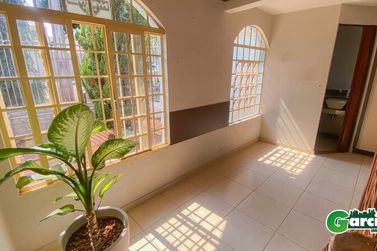 Casa &agrave; venda - 258m&sup2; - Zona II