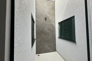 Casa &agrave; venda - 97m&sup2; - ZONA I