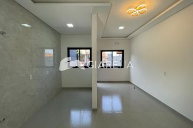 Casa &agrave; venda - 60m&sup2; - JARDIM COOPAGRO