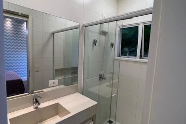 Casa &agrave; venda - 419m&sup2; - Jd Veleiros