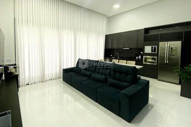 Sobrado &agrave; venda - 181m&sup2; - Jardim Cima