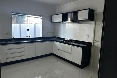 Casa &agrave; venda - 168m&sup2; - Zona I